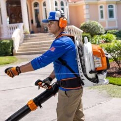 STIHL Magnum BR 800 C-E 239 Mph 912 CFM Gas Backpack Leaf Blower -Stihl Lifetime Shop 0006d441 5428 4a74 8d15 628511379b45