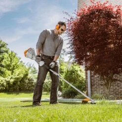 STIHL KombiMotor KM 56 RC-E Gas Multi-System Power Head 13 STIHL KombiMotor KM 56 RC-E Gas Multi-System Power Head -Stihl Lifetime Shop 480d9c8c 1855 4c25 aee0 b10193069499