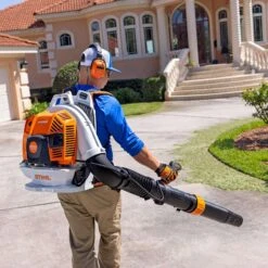 STIHL Magnum BR 800 C-E 239 Mph 912 CFM Gas Backpack Leaf Blower -Stihl Lifetime Shop 4eebf7ec e11b 4083 85cb 90442aa47f15
