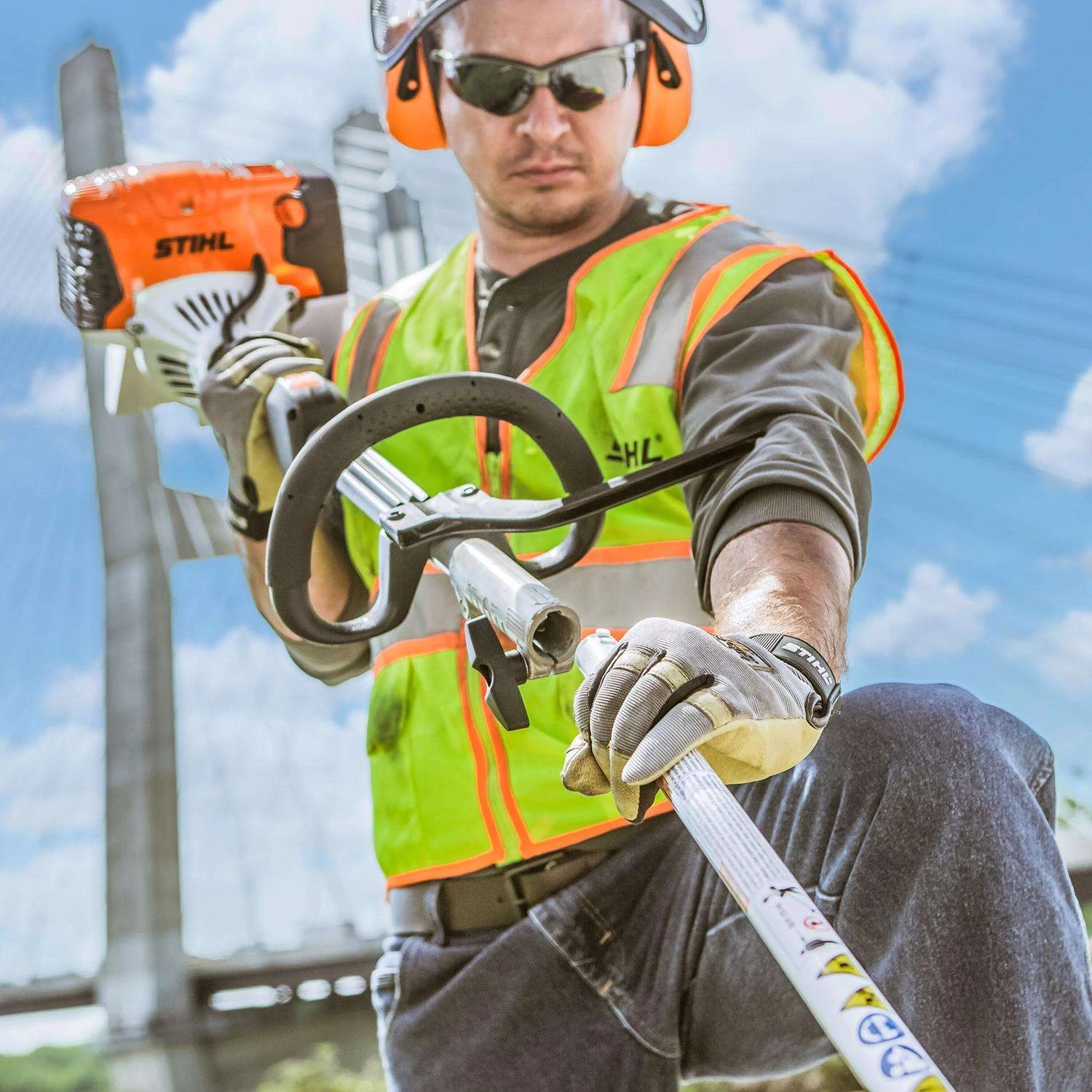 STIHL KombiMotor KM 131 R Gas Multi-System Power Head 9 STIHL KombiMotor KM 131 R Gas Multi-System Power Head - Image 7