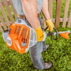 STIHL KombiMotor KM 56 RC-E Gas Multi-System Power Head 11 STIHL KombiMotor KM 56 RC-E Gas Multi-System Power Head -Stihl Lifetime Shop cfed36d7 3819 4b8e 9867 25e44b2462e5